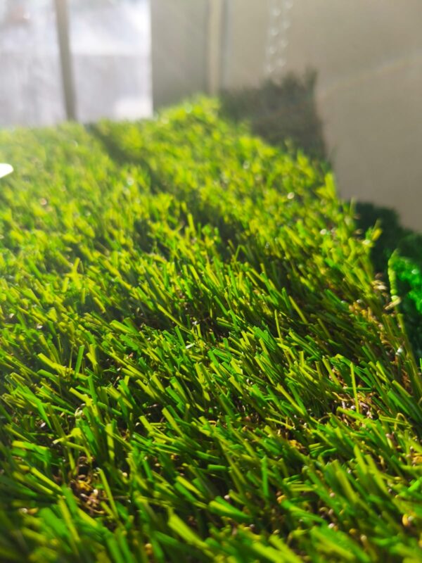 Pasto sintetico 20MM Bicolor